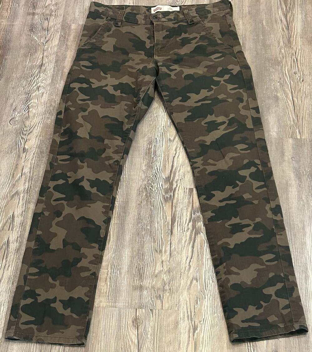 Levi's 510 Skinny Fit Camouflage Print Pants
